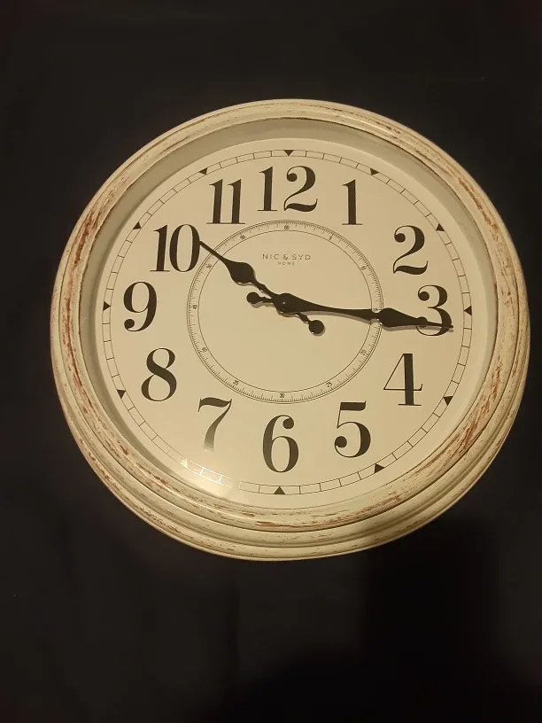 NIC & SYD Wall Clock 14" Vintage Style