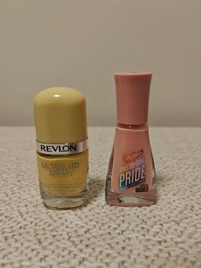 Revlon Ultra HD Snap! & Sally Hansen Insta-Dri Nail Polish