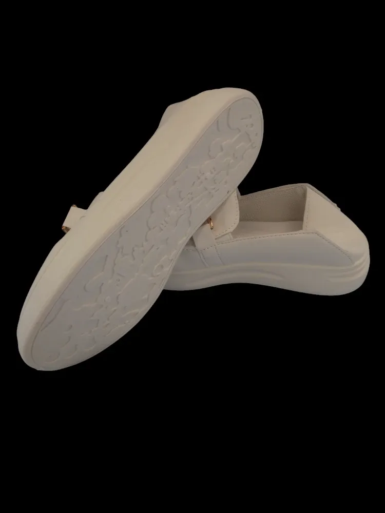 White Loafers - Size 7 image indicator(2)