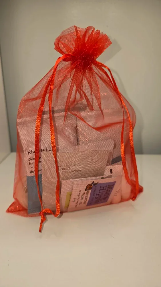 🥕Skincare Sample Set (freebie 🥕with any purchase )#Cleanout