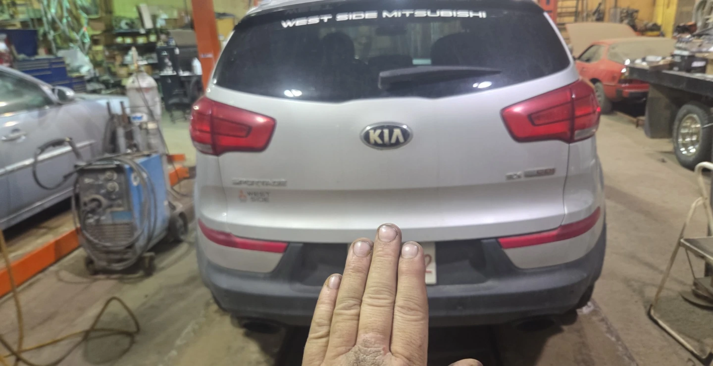 Kia Sportage - Silver SUV