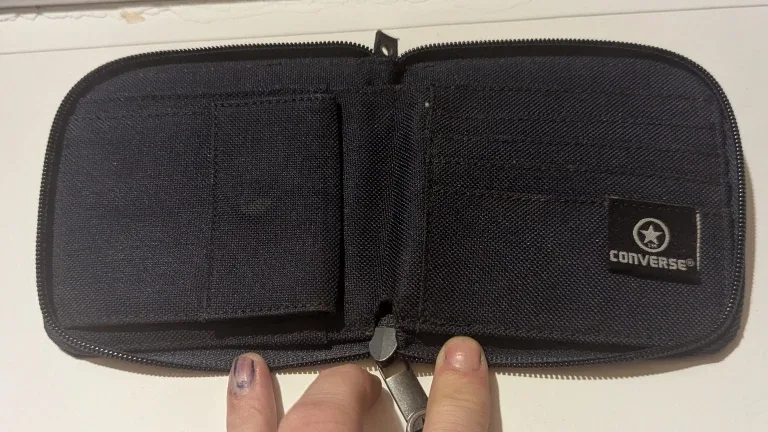 Converse Black Wallet image indicator(3)