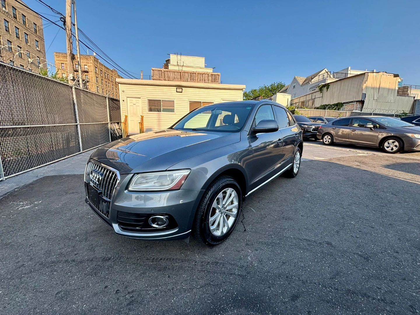 Audi Q5 Gray SUV