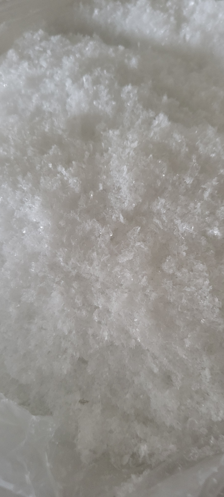 Styrofoam Snowball Window Dressing and Artificial Snow - photo 4