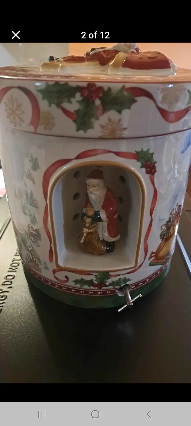 Villeroy & Boch, Christmas Santa Scene, tealight, music box