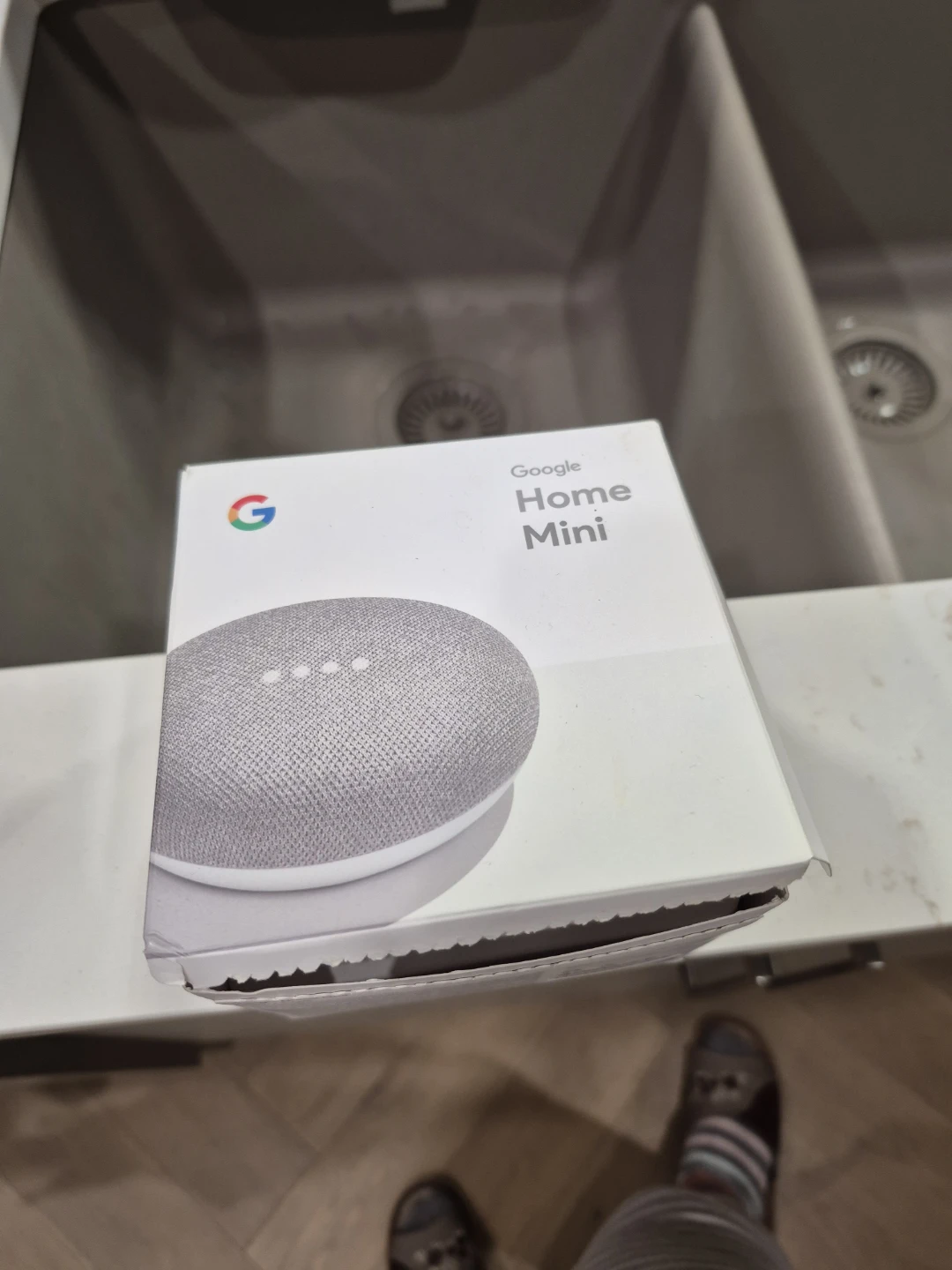 Google Home Mini - Smart Speaker