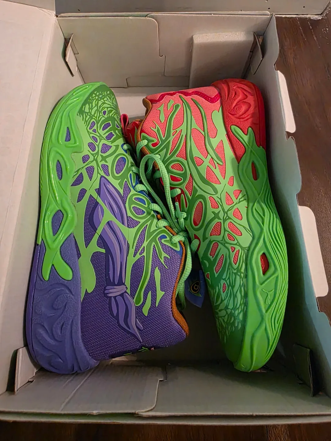 Puma LaMelo Ball MB.03 TMNT Junior Size 4.5 image indicator(8)