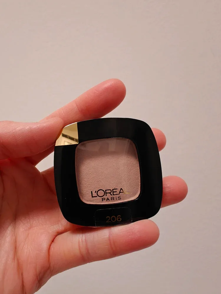 L'Oreal Colour Riche Eye Shadow - Mademoiselle Pink