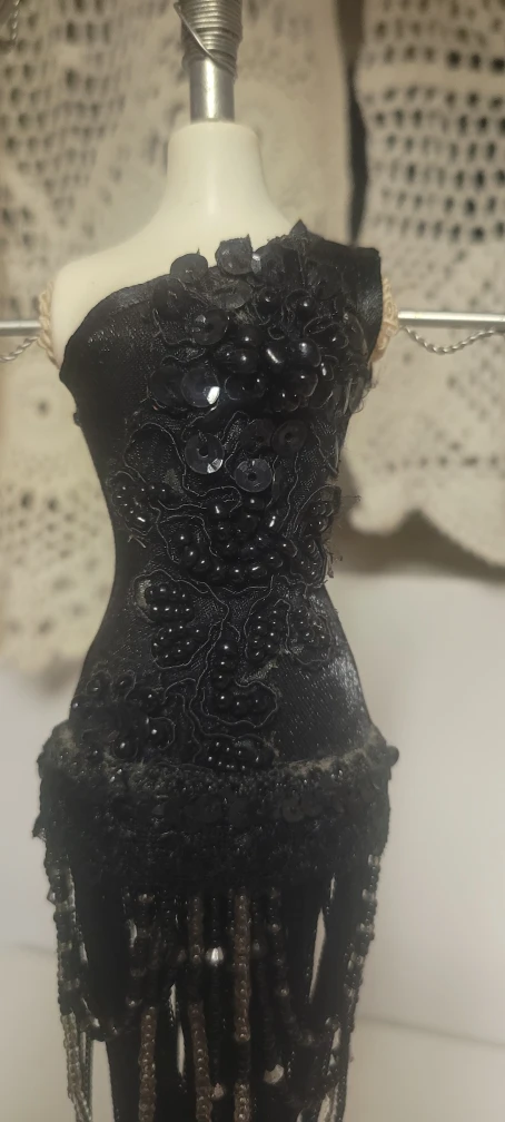 Black Dress Form Jewelry Holder - photo 4
