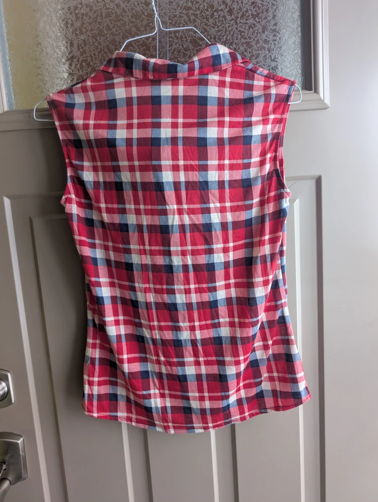 Womens sz sm Ardene shirt - photo 2
