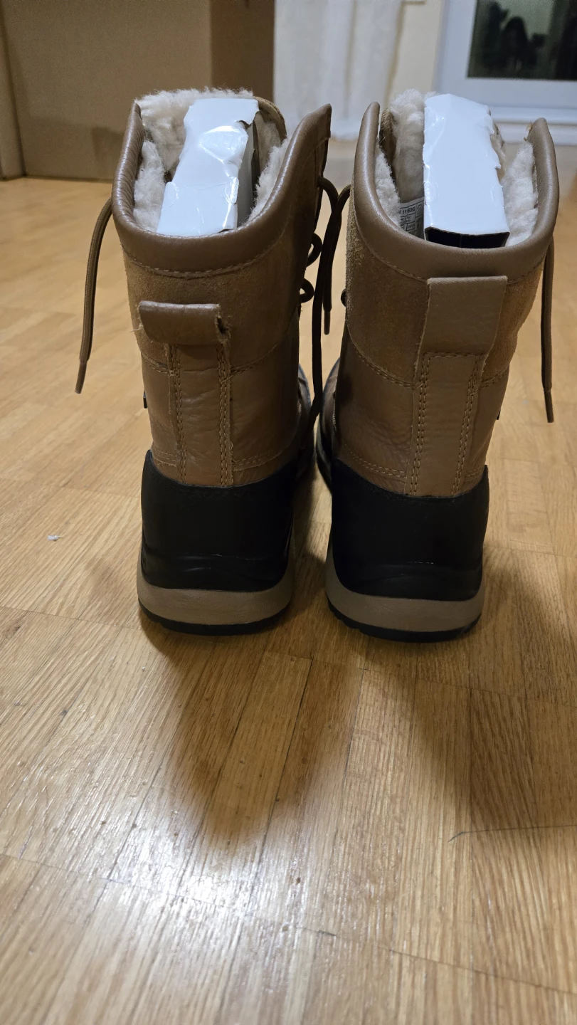 UGG Adirondack III Hiker Boots - Women's Size 8.5 - photo 5