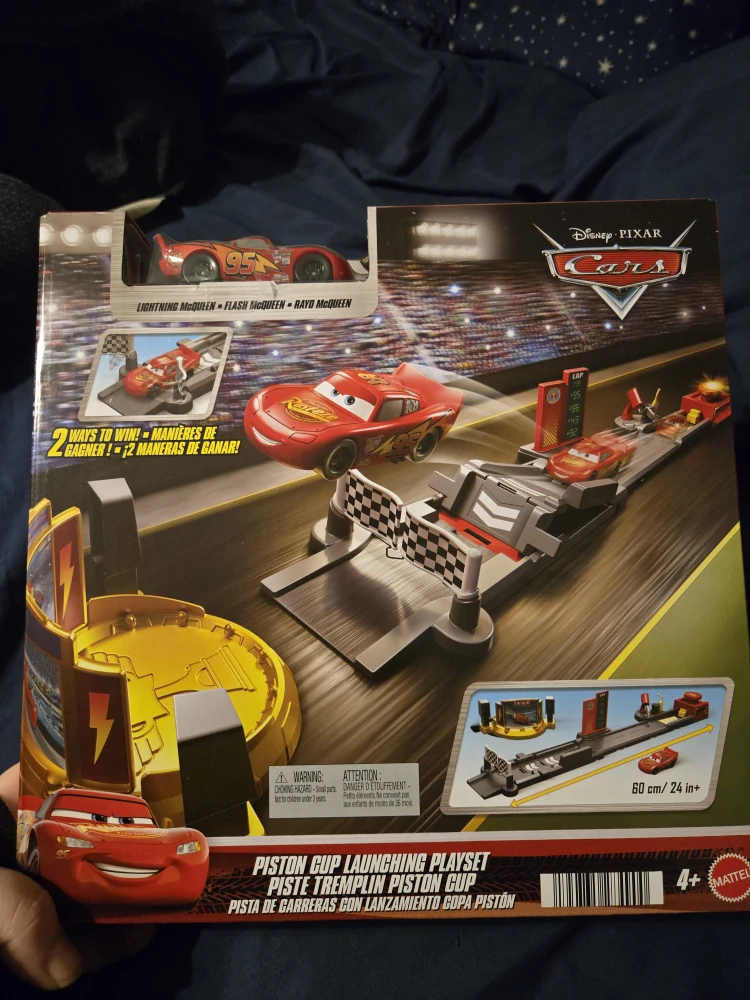 Disney Pixar Cars Piston Cup Launching Playset (Mattel)