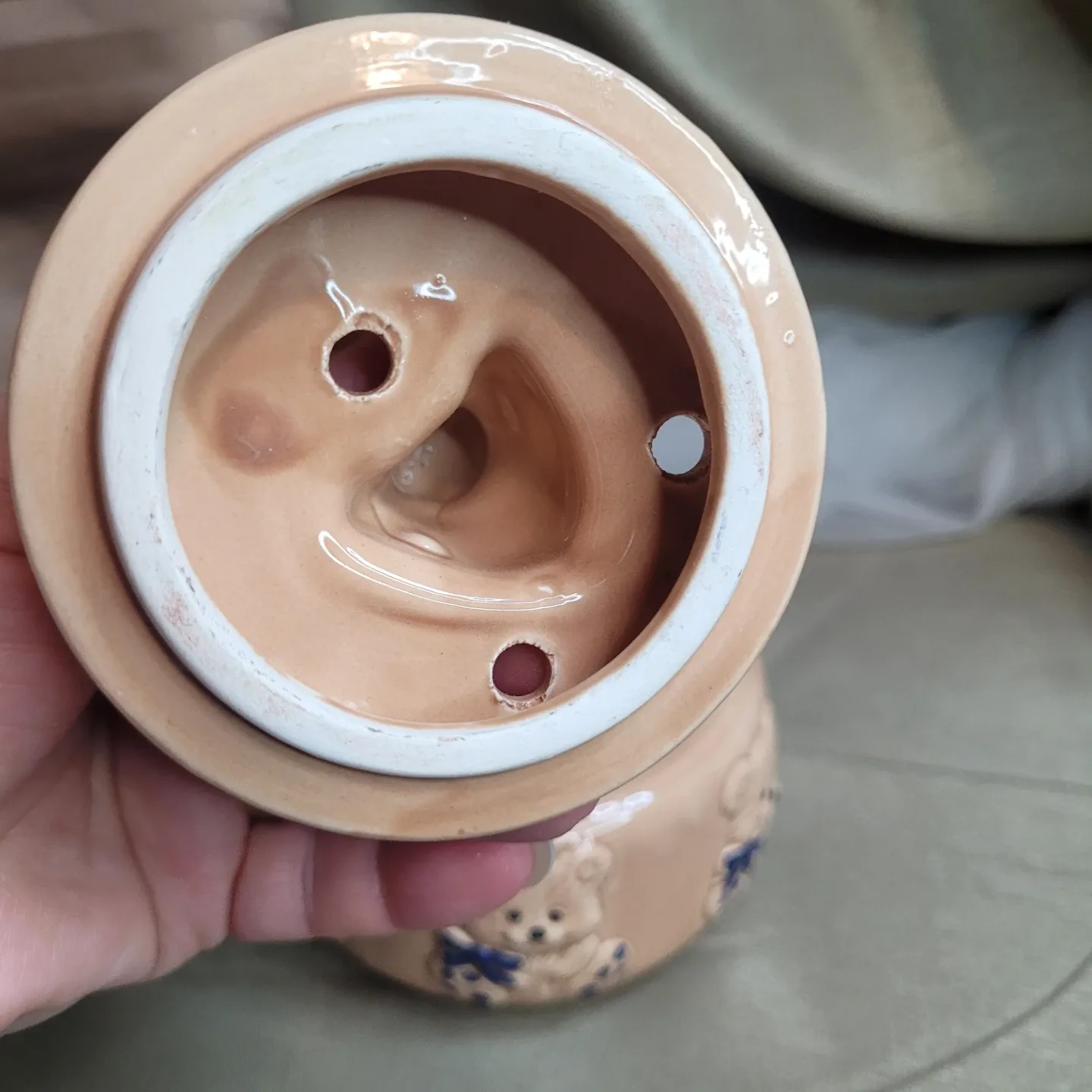 Vintage Ceramic Hand Painted Bear Trinket Box- Jewelry -Incense- image indicator(4)