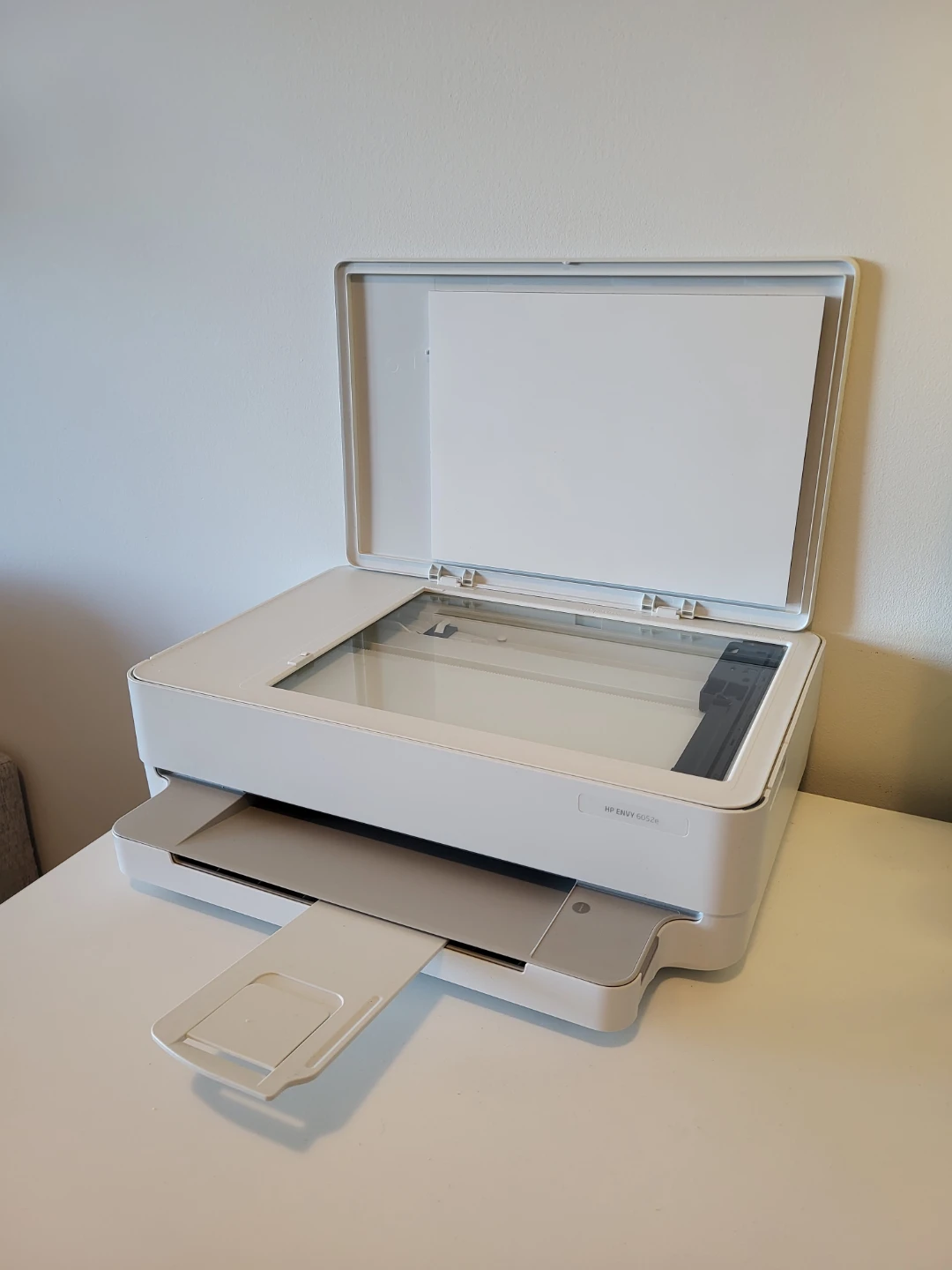 HP Envy 6052e Printer/Scanner - photo 2