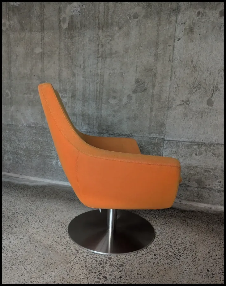 SOHO CONCEPT CHAIRS (2 available) image indicator(5)