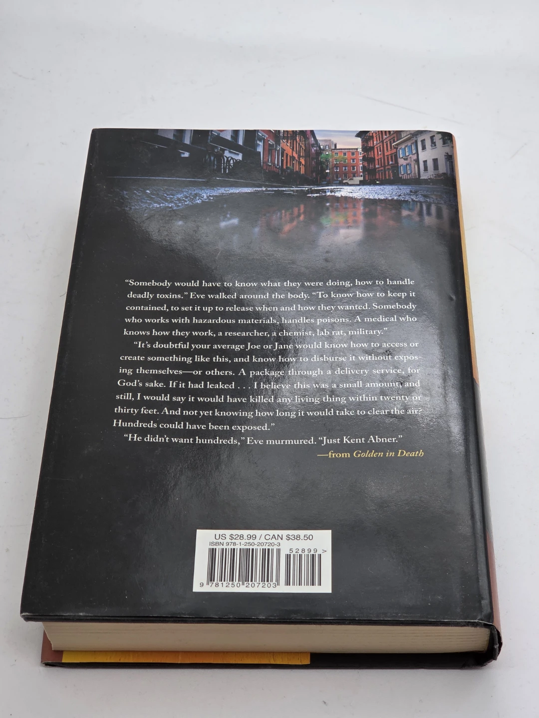 Golden In Death by J.D. Robb - photo 4