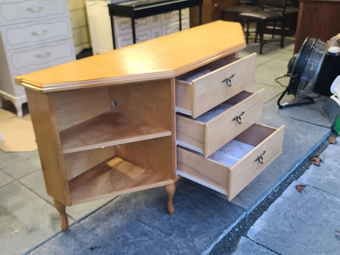Mid-Century Style Wood Sideboard / Media Console - photo 5