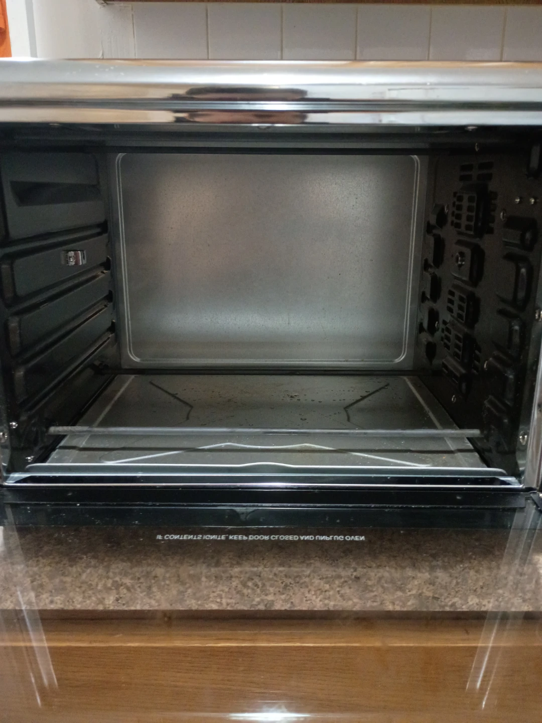 Hamilton Beach Countertop Oven - photo 3