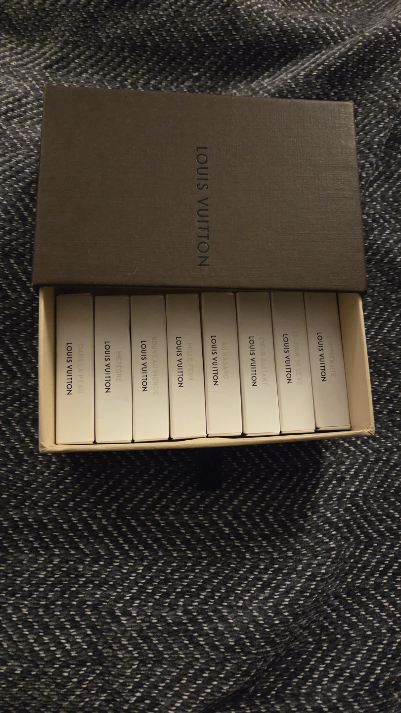 Louis Vuitton Perfum Samples (8) - photo 2