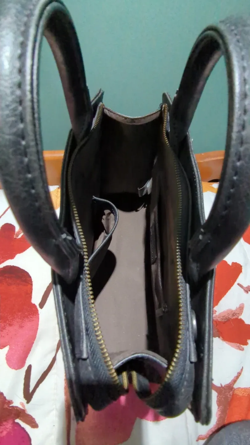 Matt & Nat Black Handbag image indicator(4)