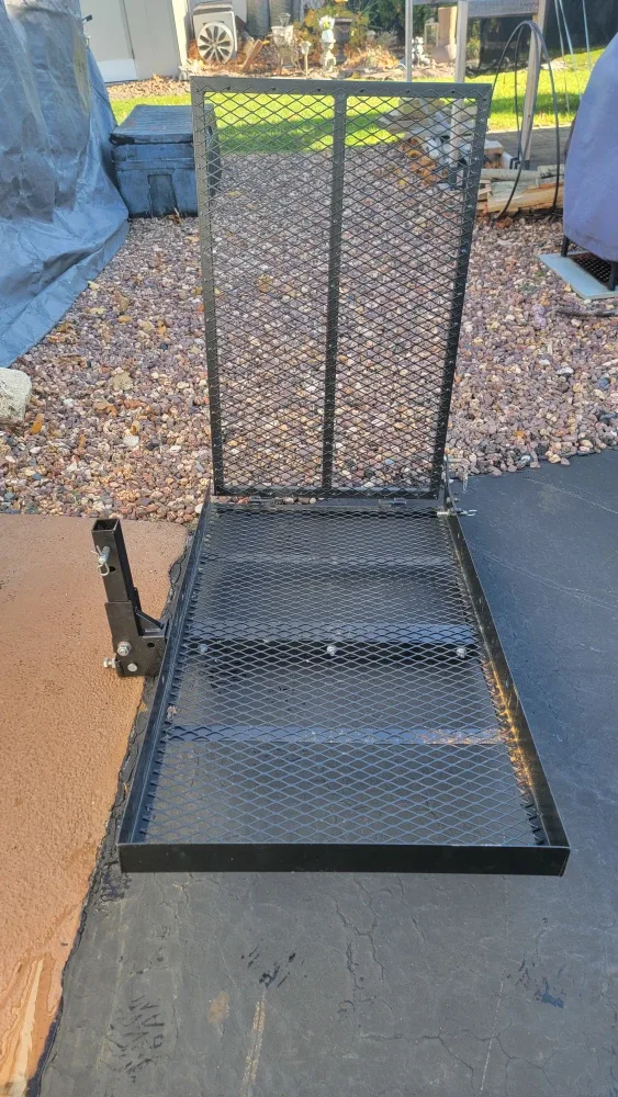 Hitch Mounted Cargo Carrier image indicator(3)