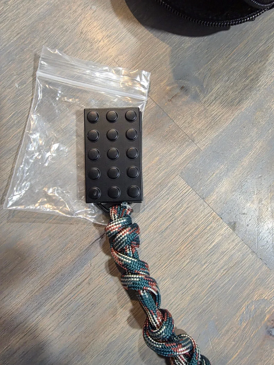 New 'Dragon Player' EDC magnetic fidget slider with paracord