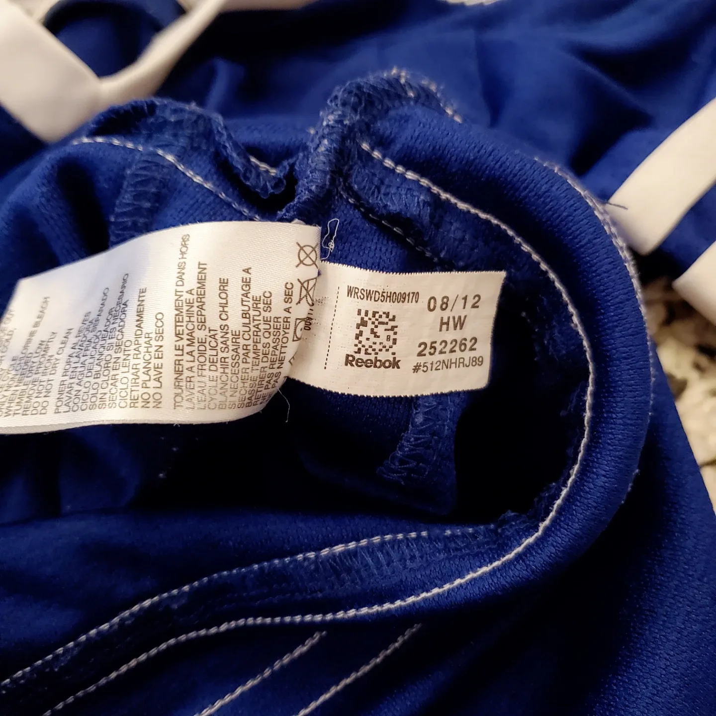 NHL Toronto Maple Leafs Jersey - Size 2-4T  #Cleanout image indicator(5)