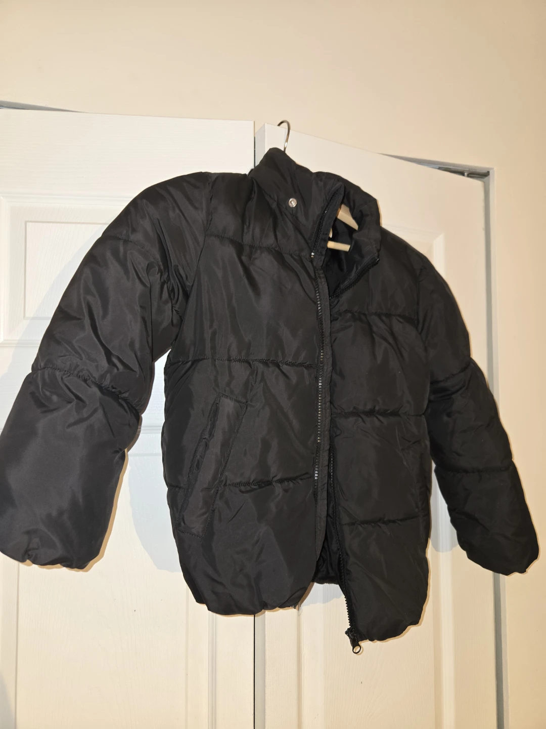 H&M Black Puffer Jacket - Size 6-7 Years