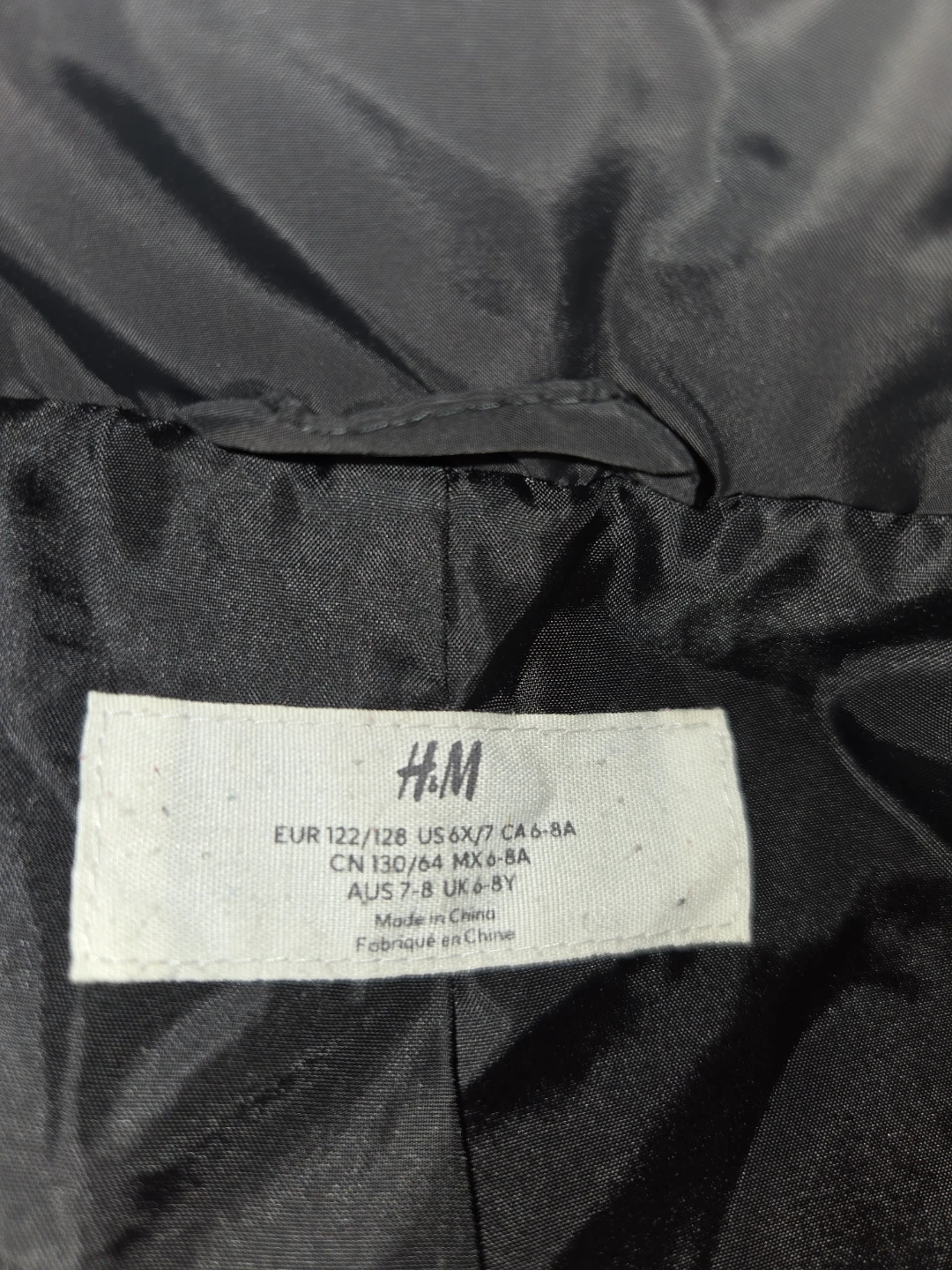 H&M Black Puffer Jacket - Size 6-7 Years - photo 2