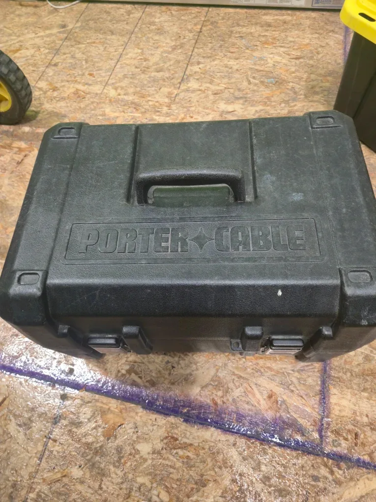 DeWalt Mitre Saw & Porter Cable Circular Saw image indicator(2)