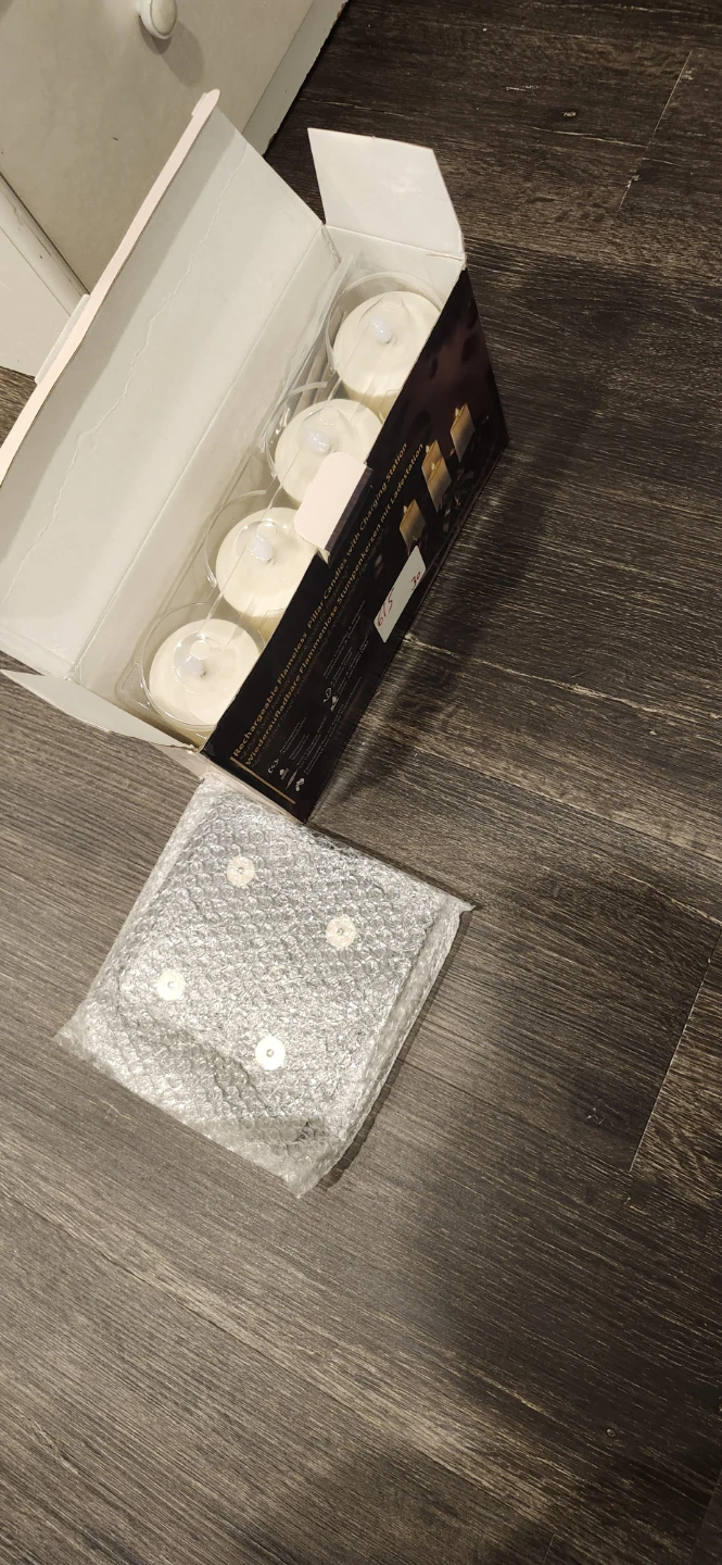 Rechargeable Flameless Pillar Candles with Charging Station - photo 2