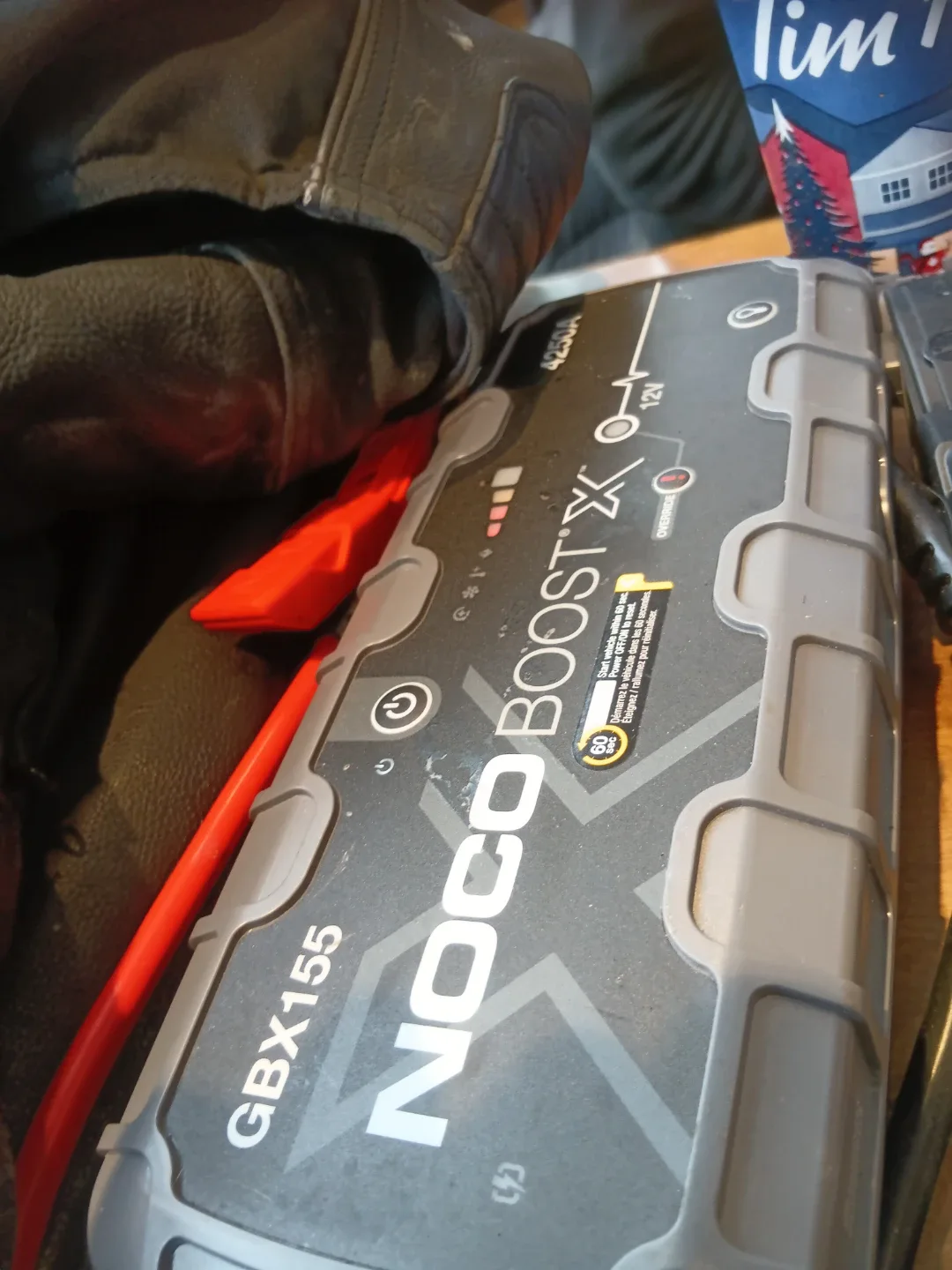NOCO Boost X GBX155 Jump Starter image indicator(2)