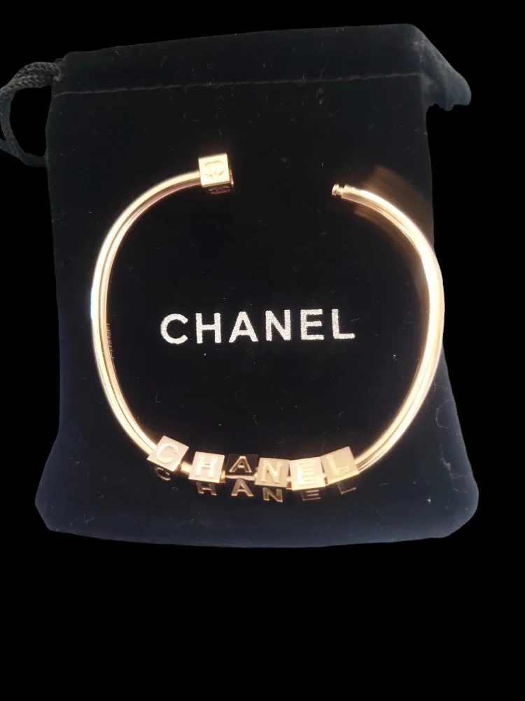 Chanel Gold Bangle Bracelet image indicator(2)