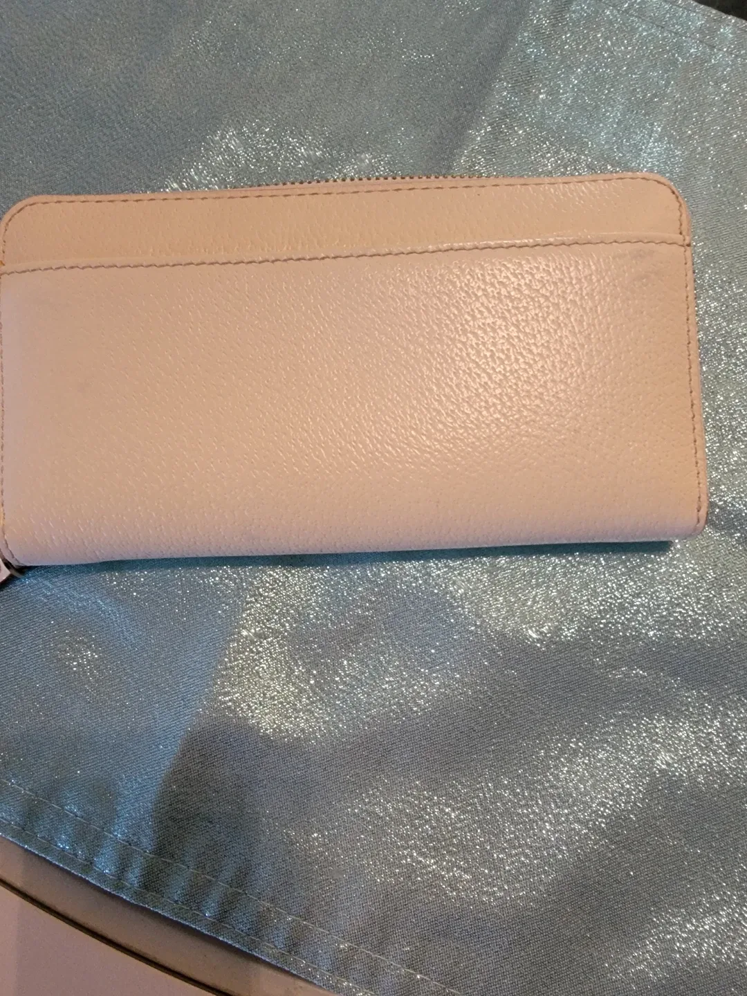 Kate Spade Leather Wallet image indicator(2)