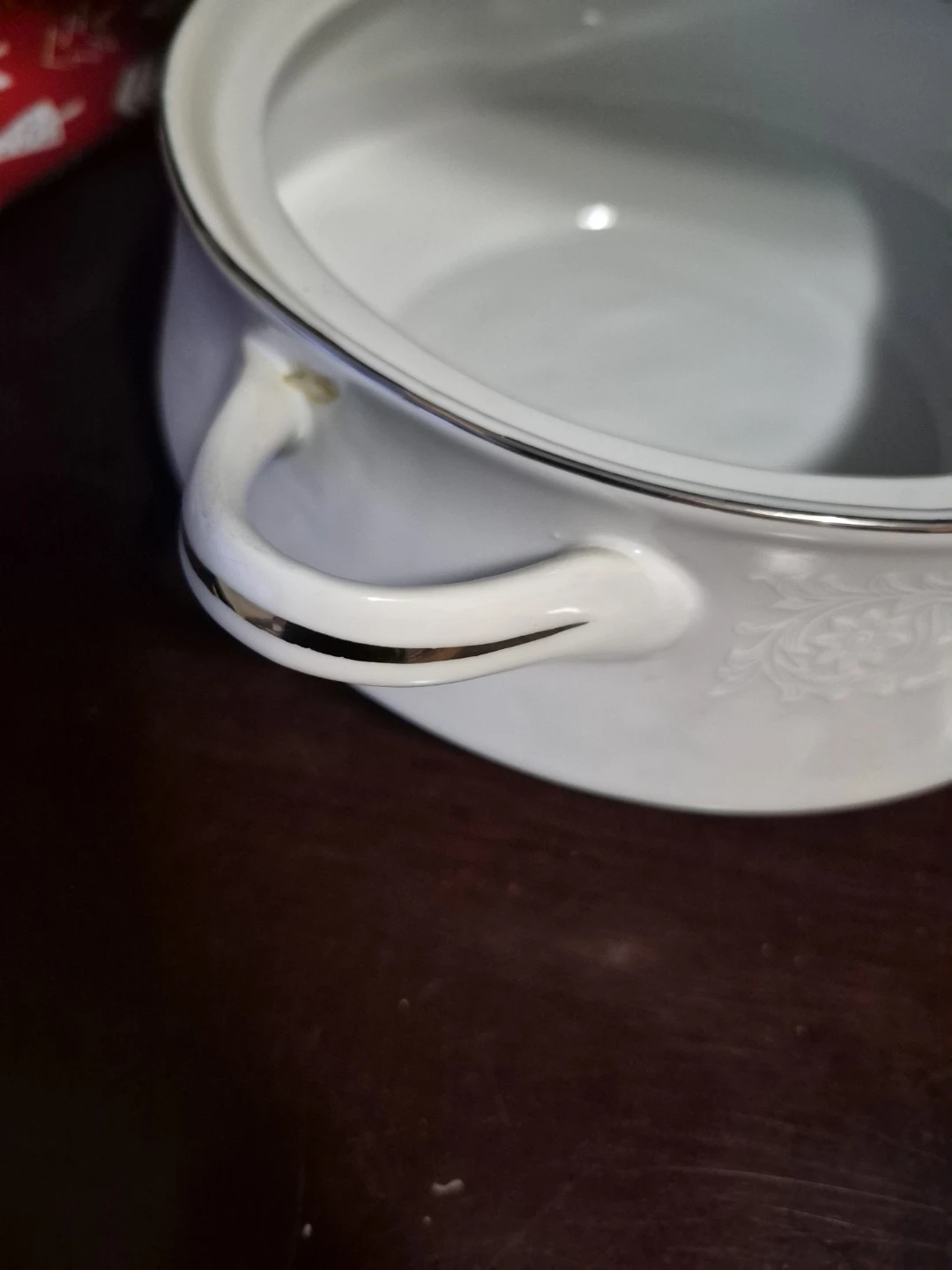 Crown Victoria Lovelace Covered Casserole Dish - photo 5