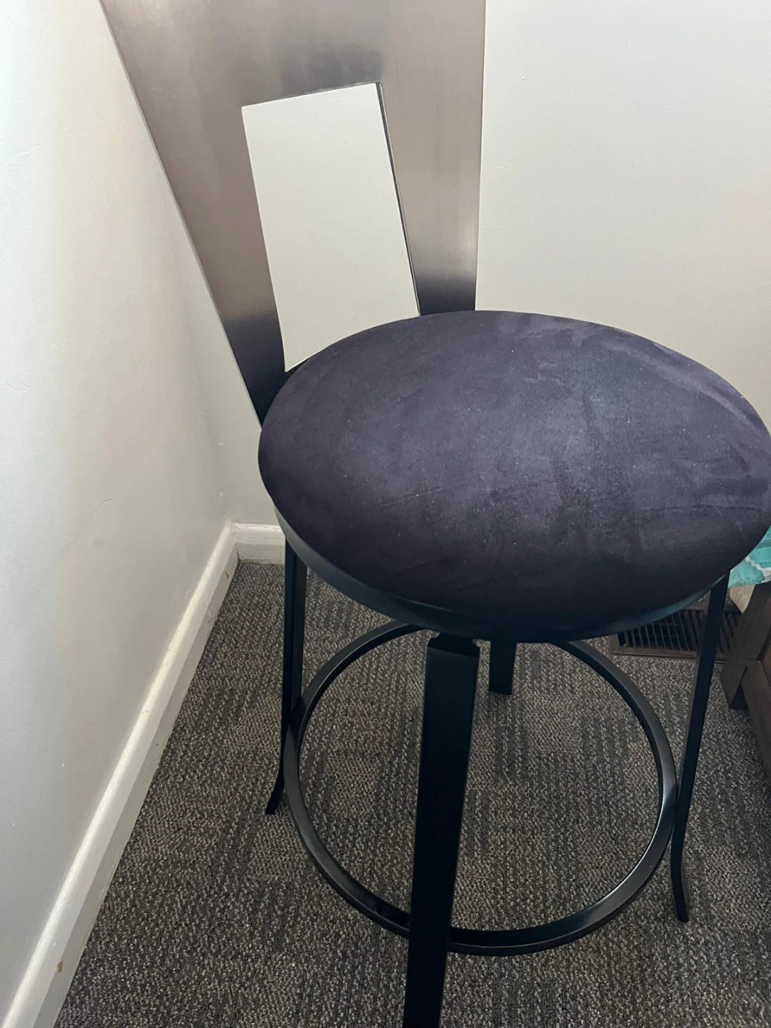 Black Swivel Bar Stool