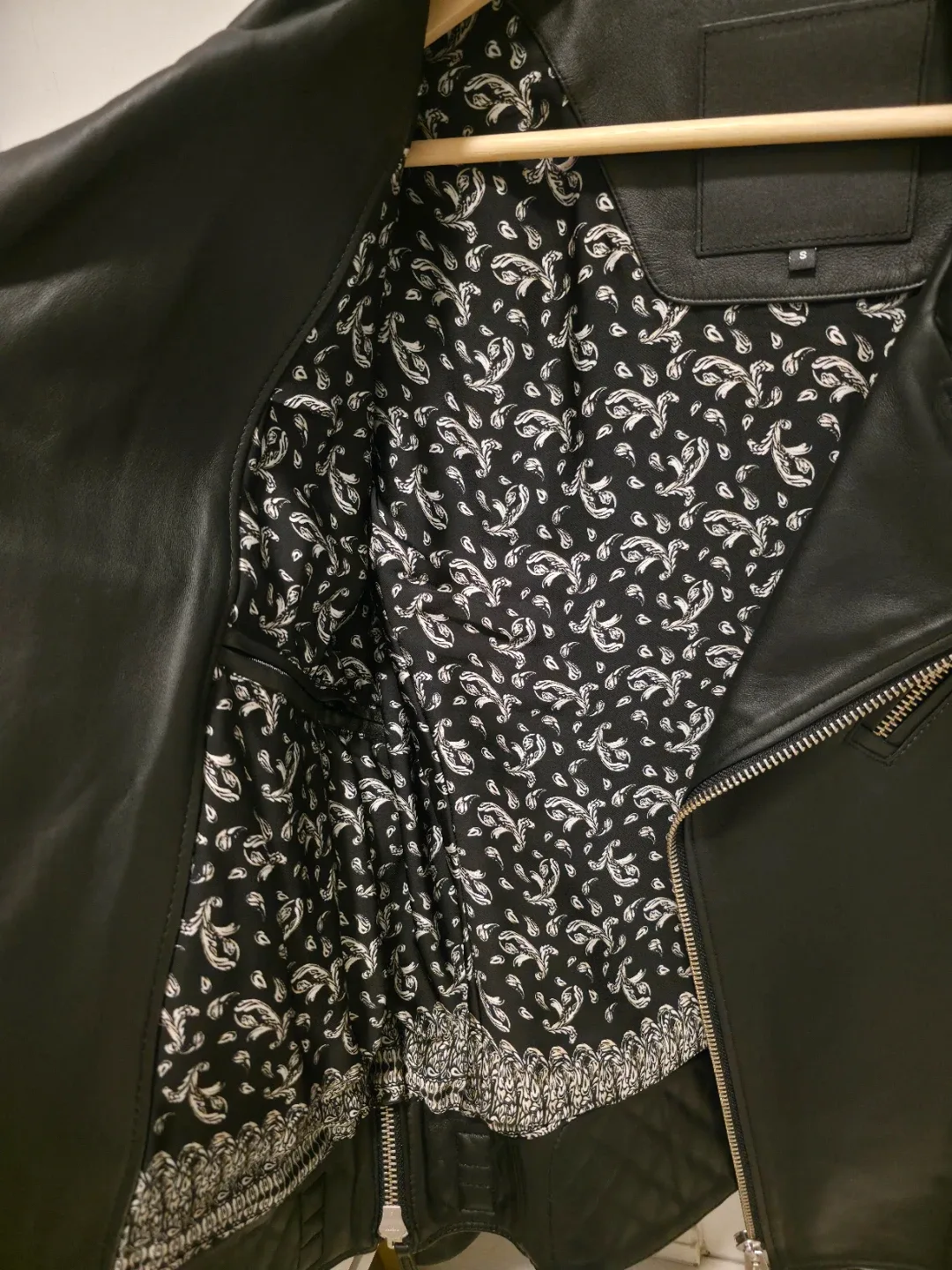 Boda Skins 'The Kay Michaels' Black Leather Jacket - Size S image indicator(4)