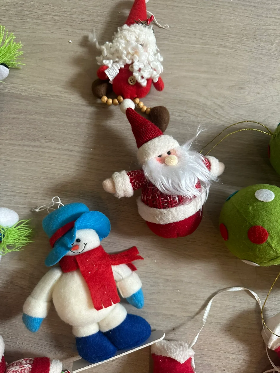 Christmas Tree Ornaments - Mixed Lot image indicator(7)