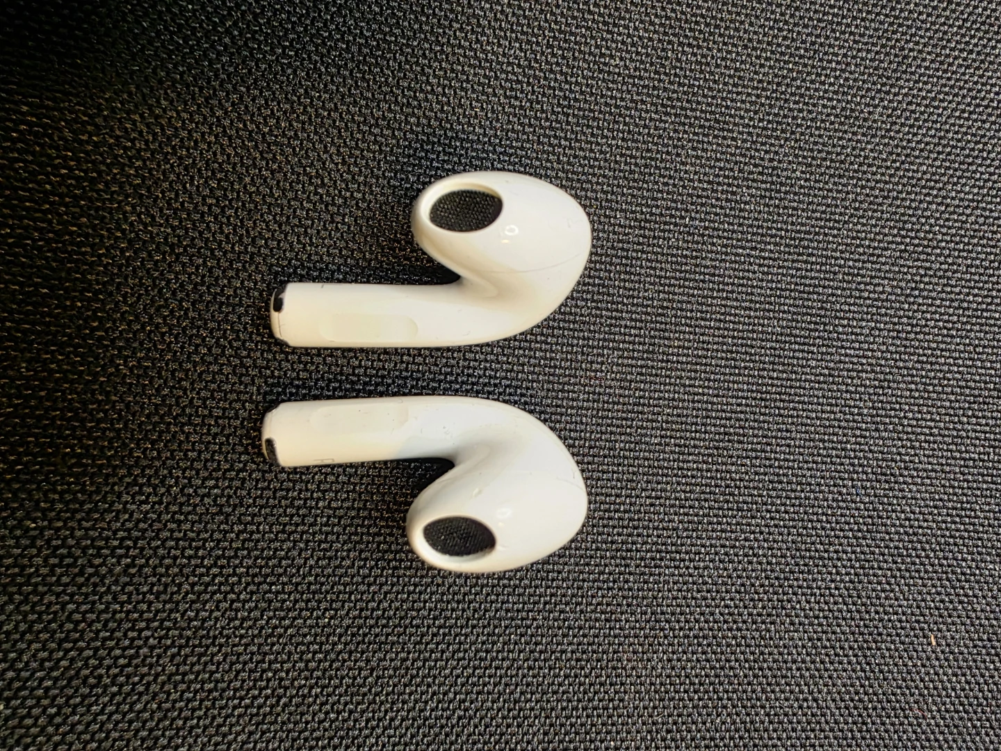 Apple AirPods 3rd Generation - photo 3