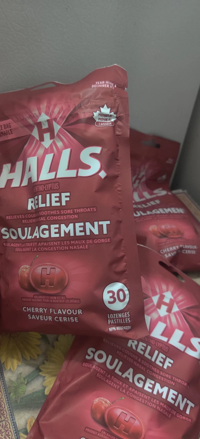 Halls Cherry Flavour Lozenges - 30 Countx3 - photo 4