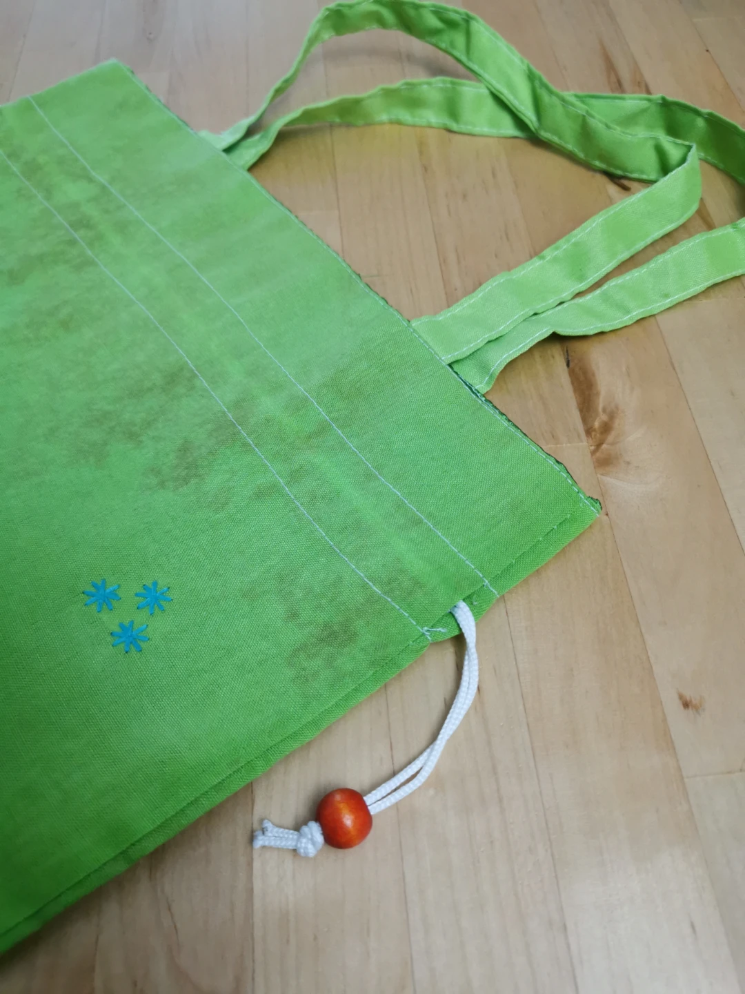 Green Tote Bag with Shoe Design - photo 5