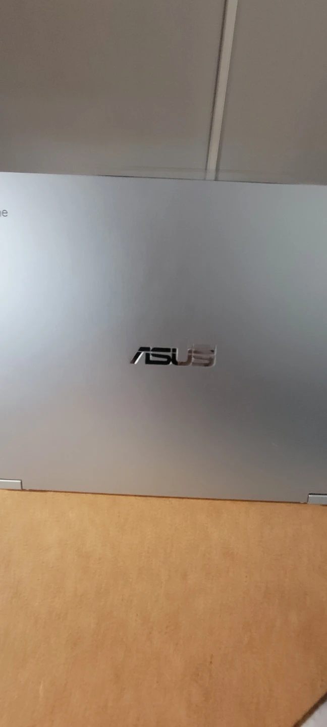 ASUS Chromebook Flip - photo 2
