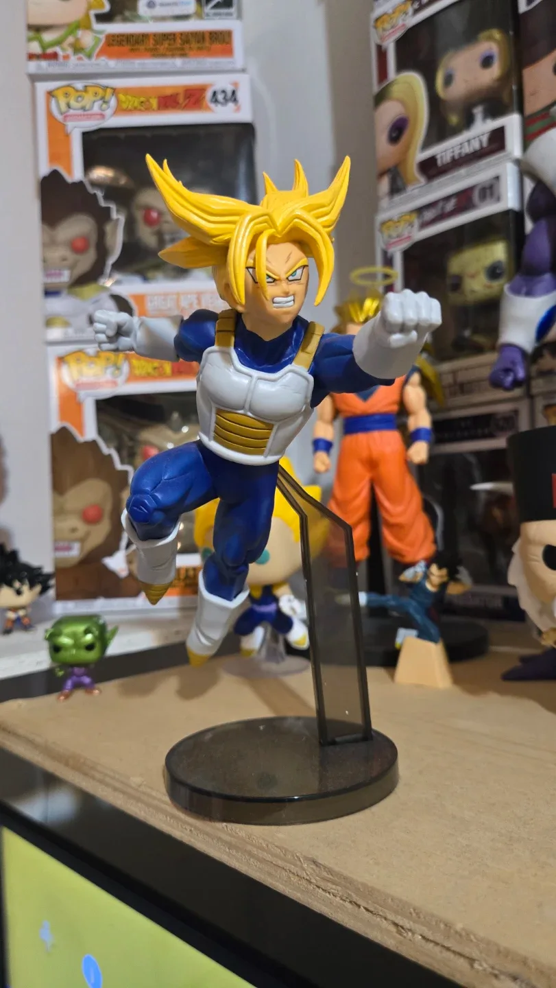 Dragon Ball Z Super Saiyan Trunks Figure