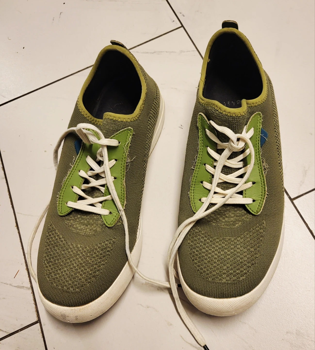 Vessi,Weekend Sneakers - Men's 10, Women's 11