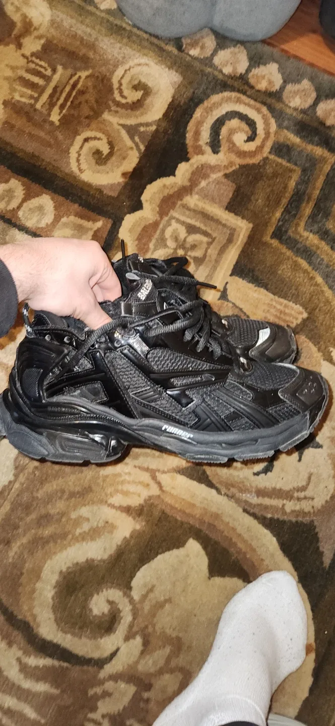 Balenciaga Runner Sneakers - Black image indicator(3)