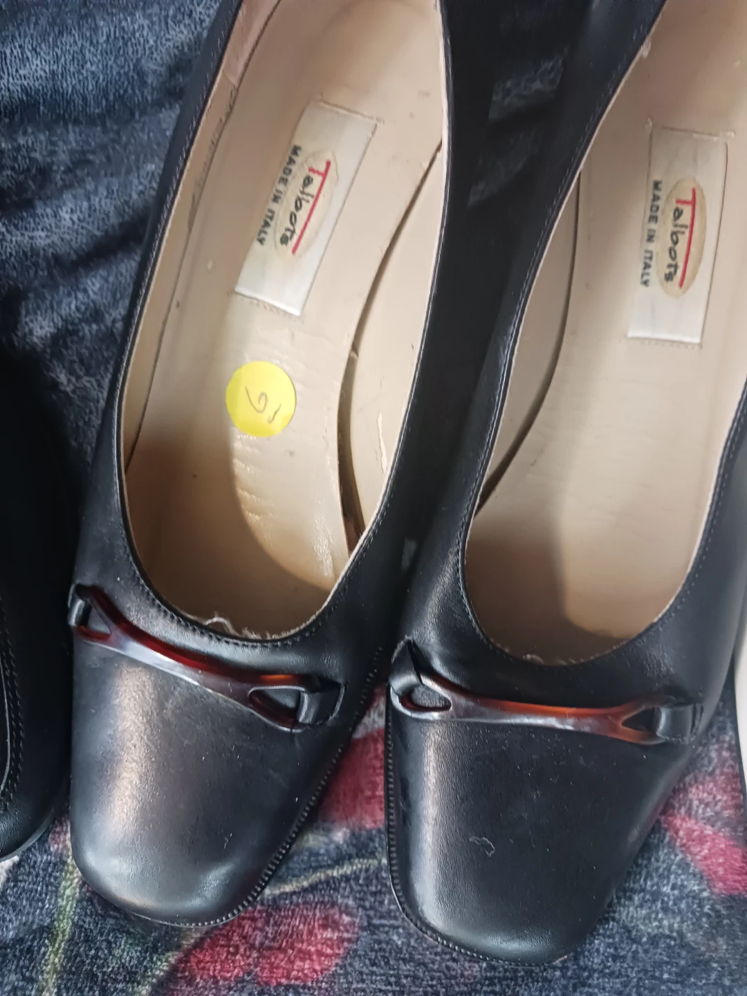 Talbots Black Leather Pumps - Size 6,7 ,8 - photo 2