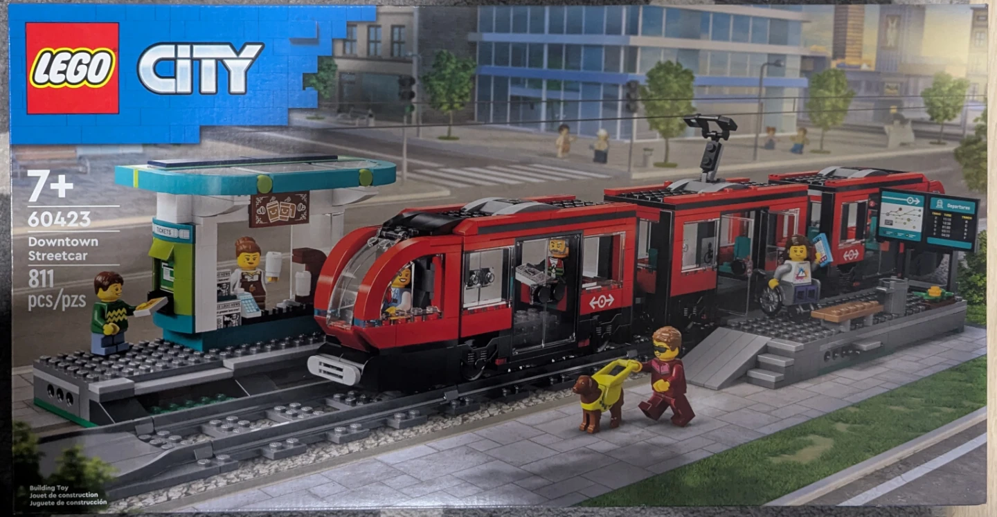 LEGO City 60423 Downtown Streetcar