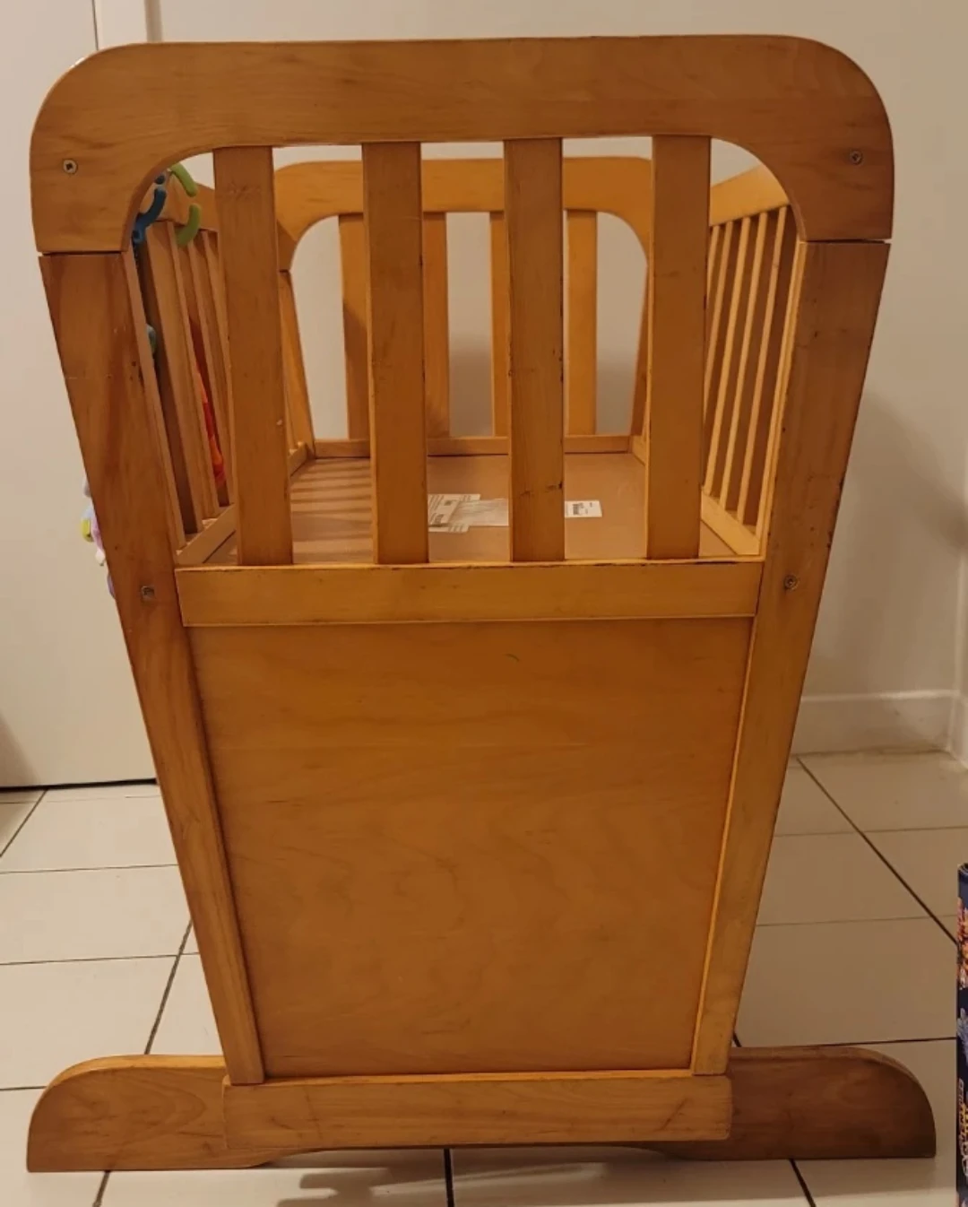 Wooden Baby Crib with Mattress - photo 2
