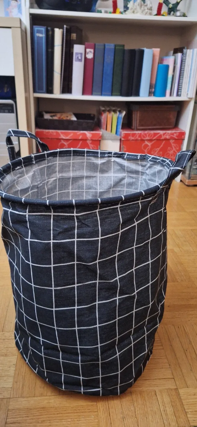 Black & White Plaid Foldable Basket
