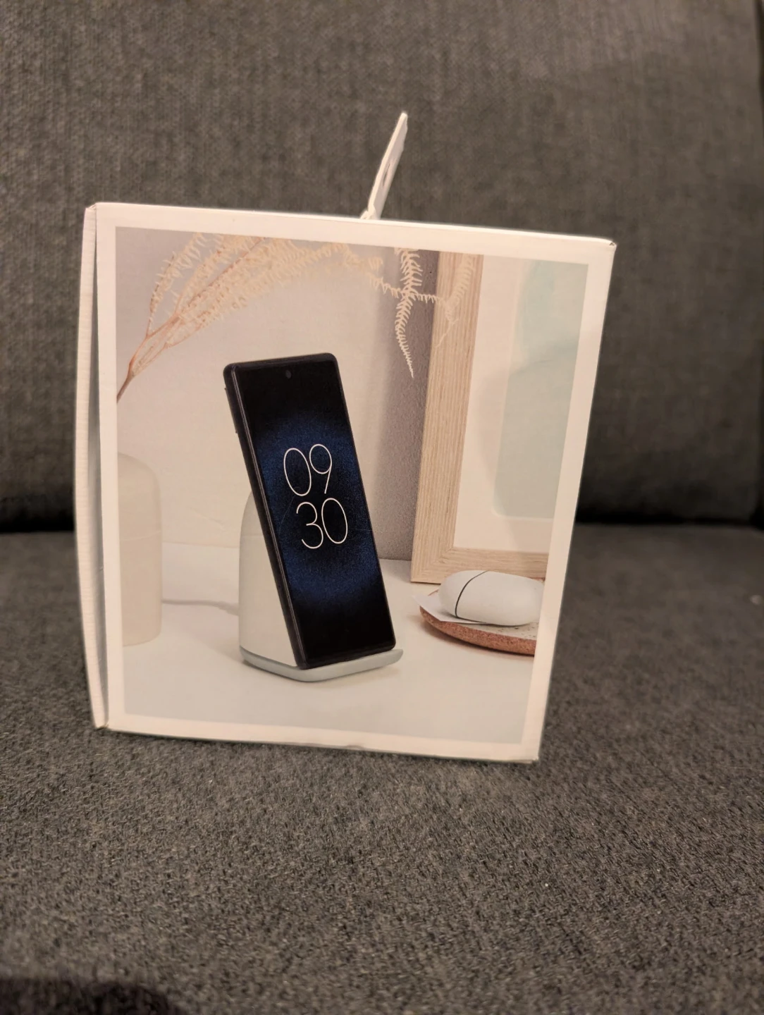New Google Pixel Stand 2nd Gen Wireless Charger - photo 2